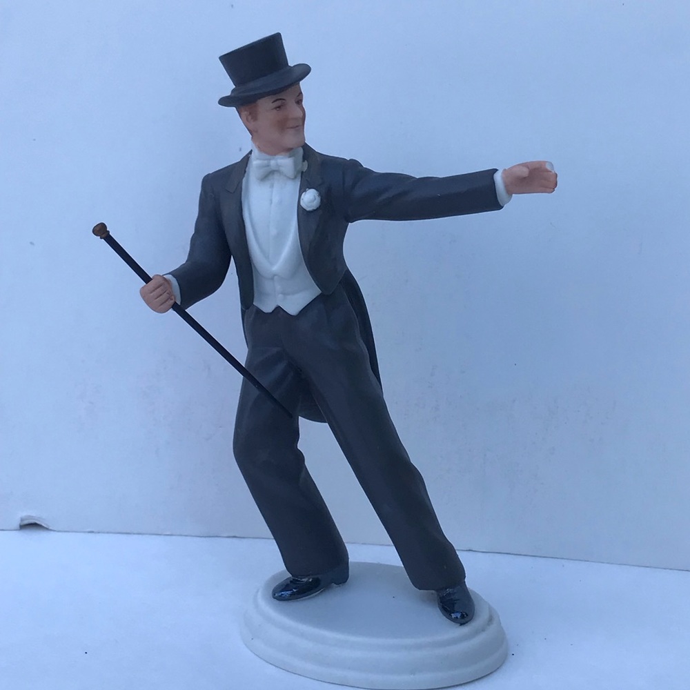 Avon Fred Astaire as Josh Barkley in the Barkleys of Broadway